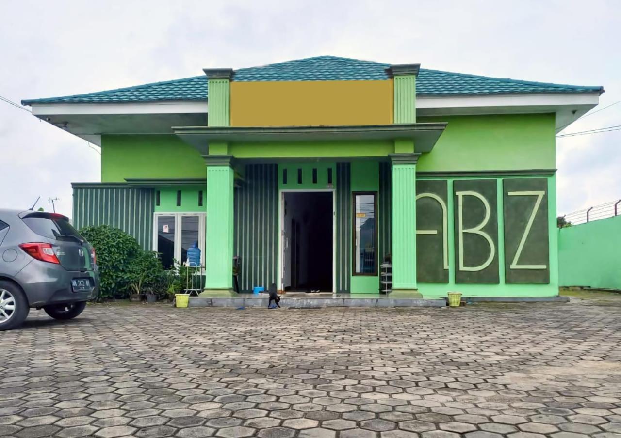 Reddoorz Syariah Near Universitas Batanghari Jambi Exterior foto